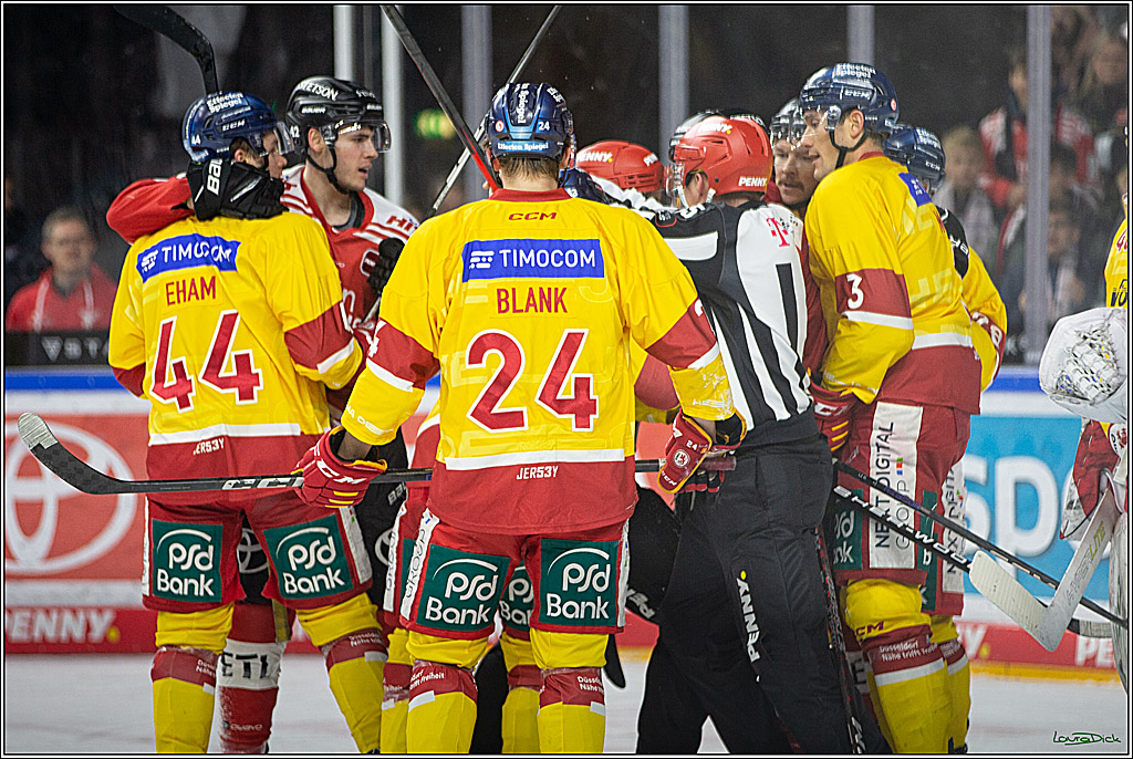 PENNY DEL; Koelner Haie- Duesseldorfer EG; Koeln, 16.12.2022